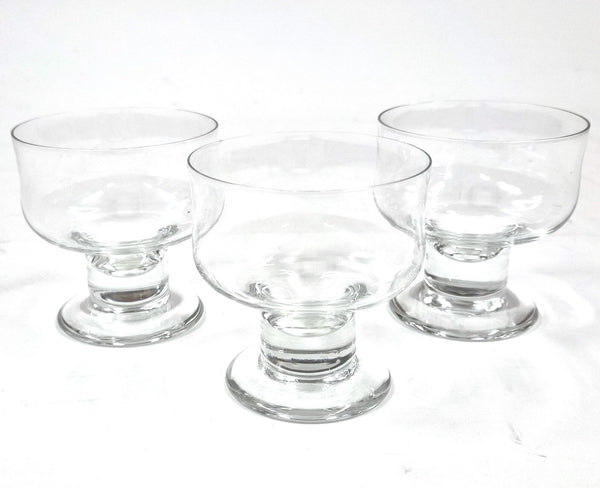 Vintage Set van 3 kristallen likeurglazen op voet