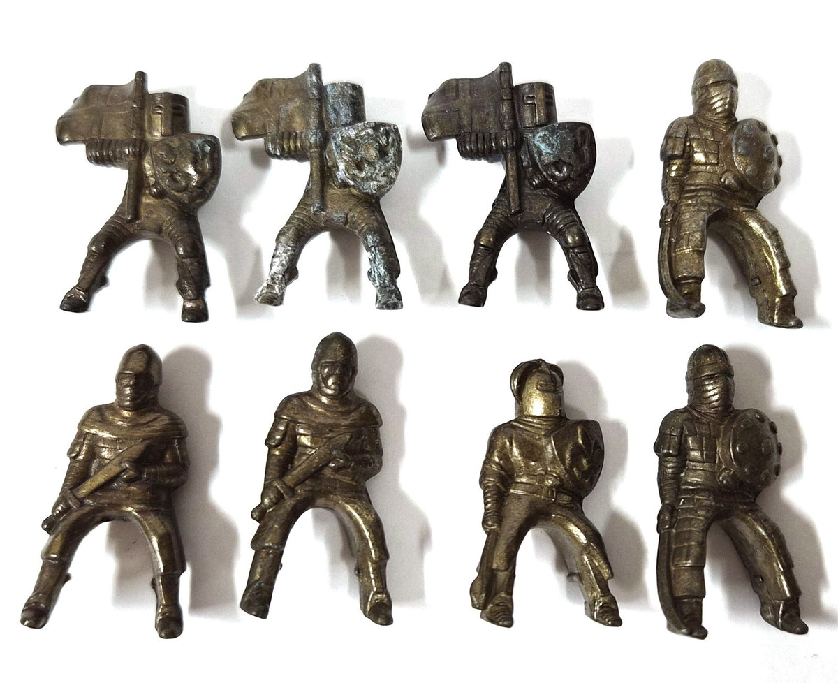 Vintage Kinder-ridders in brons, metalen figuurtjes, set van 8
