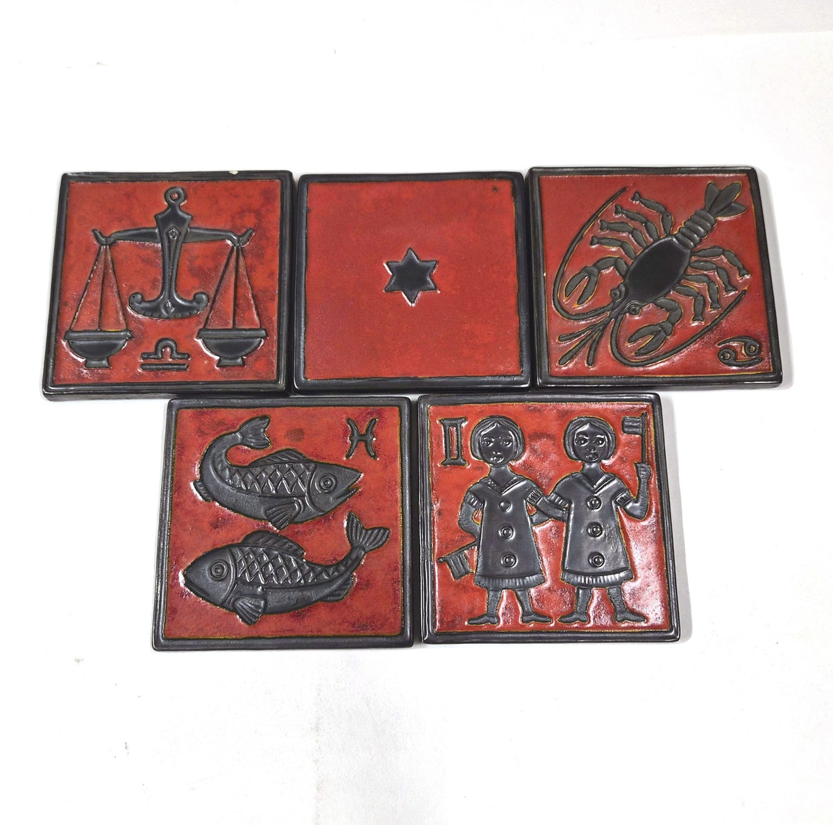 Vintage handgemaakte keramische sterrenbeeldtegels, set van 5