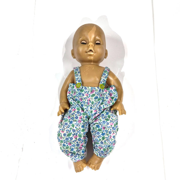 Vintage babypop met slaapogen en drink-en-plasfunctie, Made in China