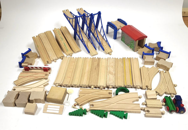 Vintage houten treinset met rails, brug en wagons, past op Brio, Thomas en Eichhorn