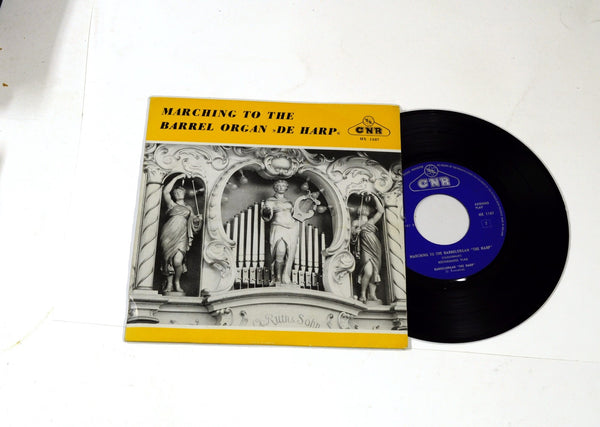 Marching To The Barrel Organ – Barrelorgan 'The Harp'