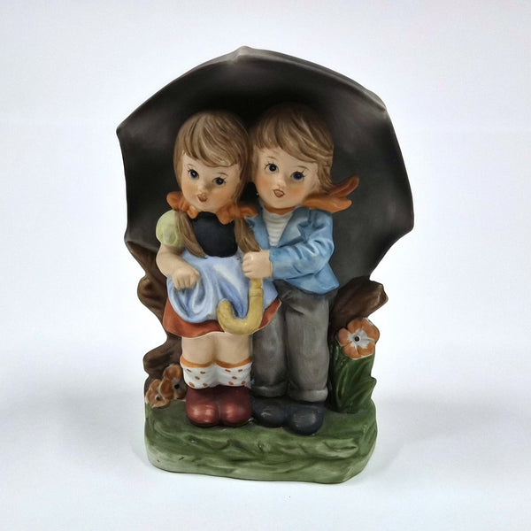 Figuurtje in Hummel-stijl 'Stormy Weather' (Korea)