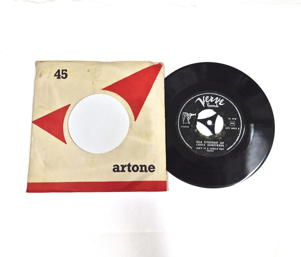 Ella Fitzgerald & Louis Armstrong – Isn't It A Lovely Day / Cheek To Cheek (EP)