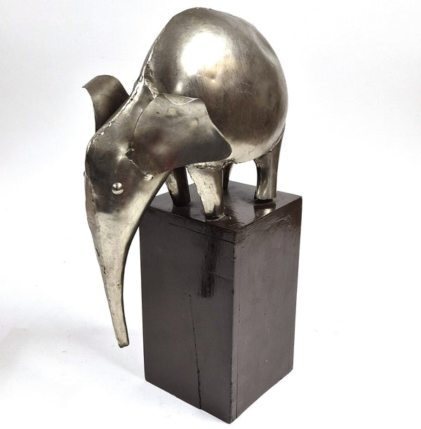 Vintage brutalistische olifant van plaatmetaal, mid-century stijl