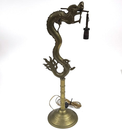 Antieke Chinese messing tafellamp met draak
