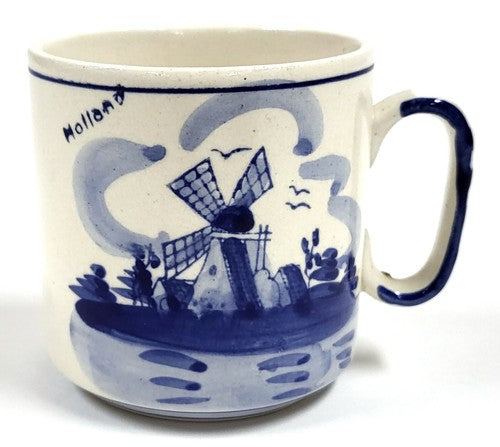 Vintage Delfts blauwe handbeschilderde mok met molens