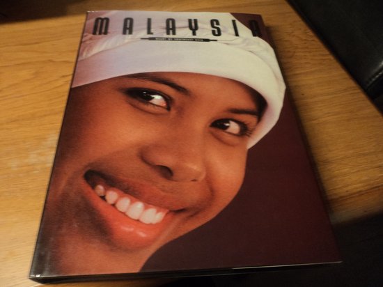 Malaysia - Gavin Young, Michael Freeman