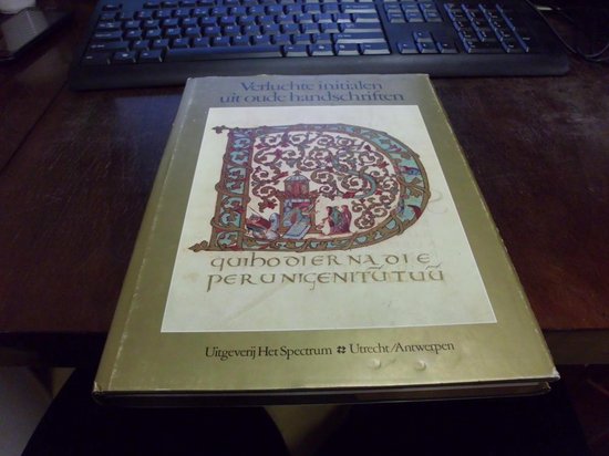 Verluchte initialen uit oude handschriften - J.J.G. Alexander, F. Oomes