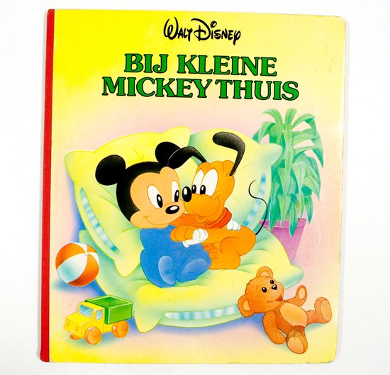 By kleine mickey thuis - Walt Disney
