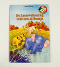 De leeuwekoning redt een olifantje