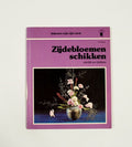 Zijdebloemen schikken - W. van Katwijk