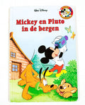 Mickey en pluto in de bergen