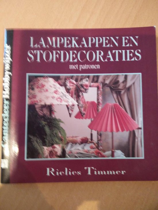 Lampekappen en stofdecoraties - R. Timmer