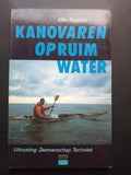 Kanovaren op ruim water - Knobbe