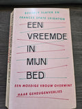 Een Vreemde in mijn bed - Beverly Slater, Frances Spatz Leighton