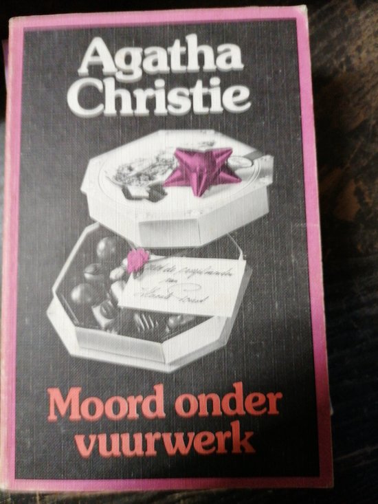 Poirot 8 - Moord onder vuurwerk - Agatha Christie