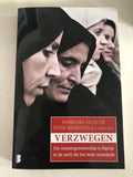 Verzwegen - Rahmouna Salah, Fatiha Maamoura