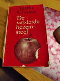 Versierde bezemsteel - Agatha Christie