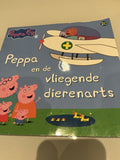 Peppa en de vliegende dierenarts - Neville Astley