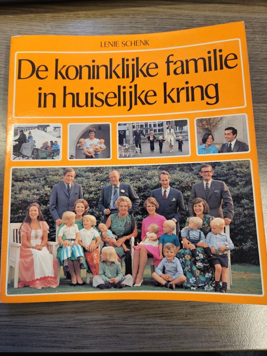 Koninklijke familie in huiselijke kring - Lenie Schenk