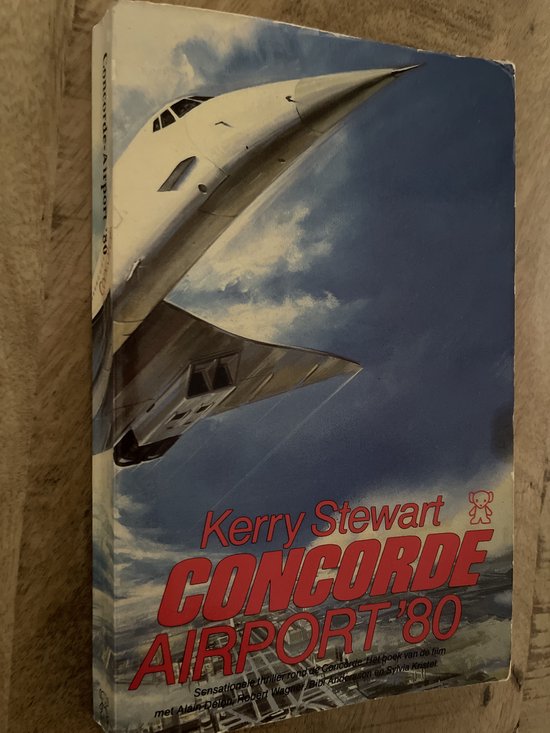 Concorde airport 80 - Kerry Stewart