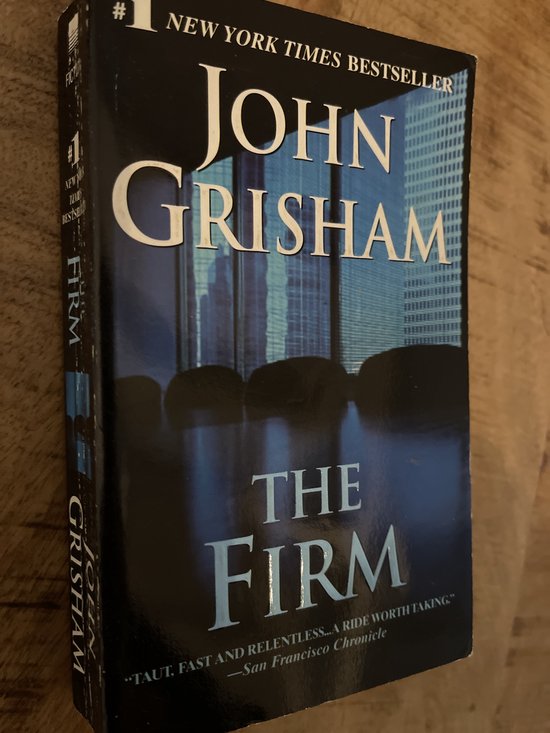 The Firm - John Grisham, Robin Waterfield