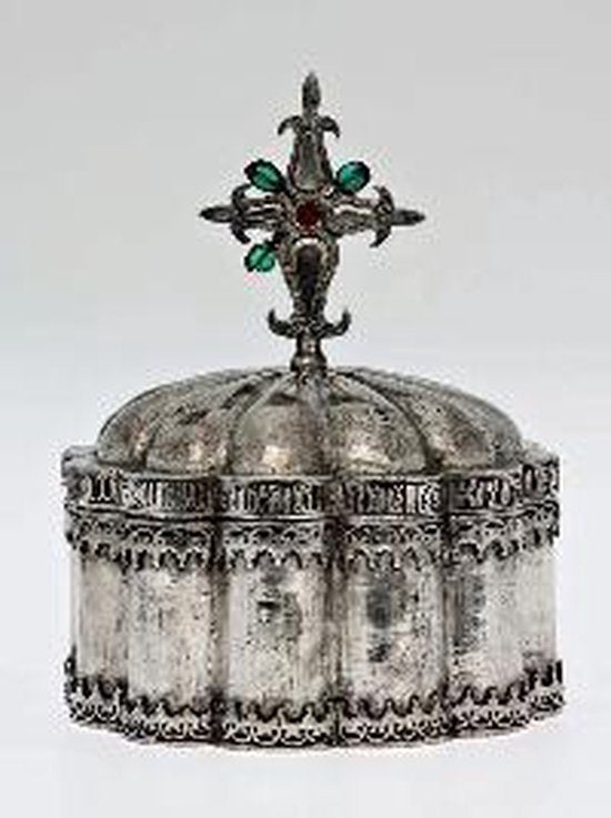 Relics of the Past/ Reliques du Passe - Anna Ballian