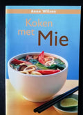 Koken Met Mie - A. Wilson, Konemann