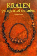 Kralen geregen tot sieraden - G. Root
