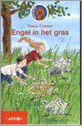 Engel in het gras - Stasia Cramer